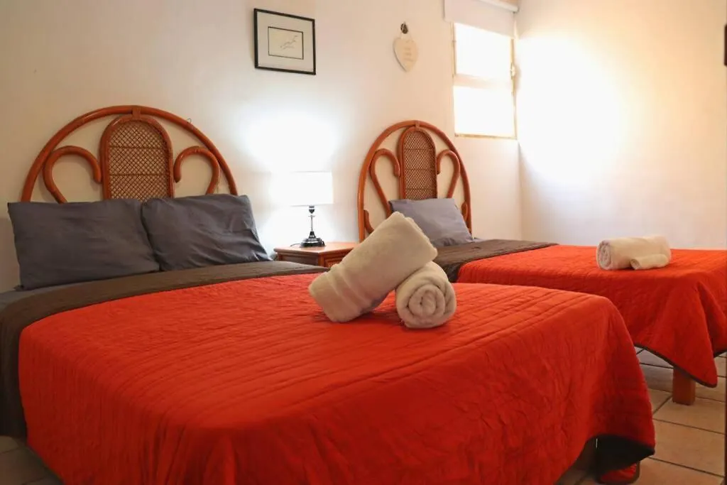 Alójate a 5 min de la Playa y del Centro de Cancún Apartamento