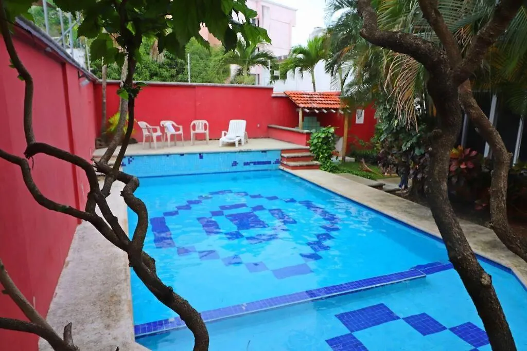 Alójate a 5 min de la Playa y del Centro de Cancún Apartamento