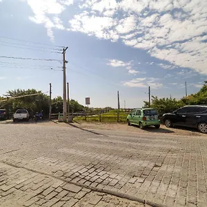 https://apto-com-sacada-a-poucos-metros-da-praia-vin202.santa-catarina-brasil.com